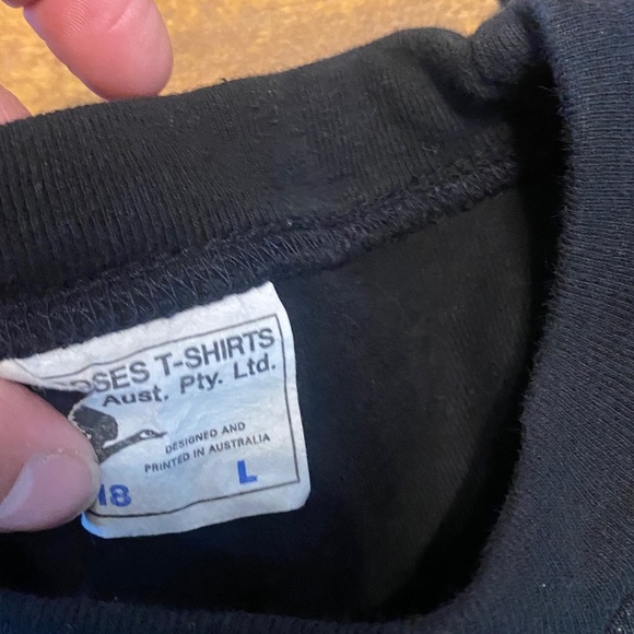 Goose shirts Australia outlaw legends T-Shirt with Motorcycle Design - Picture 3 of 4